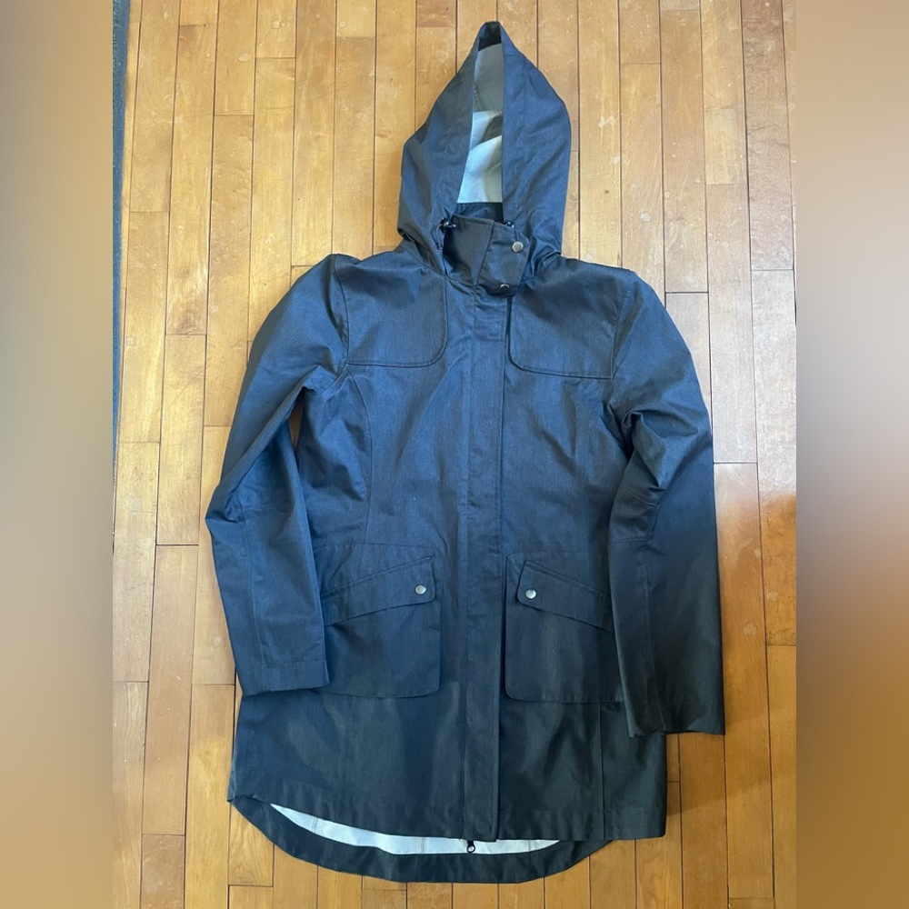 Mondetta Raincoat
